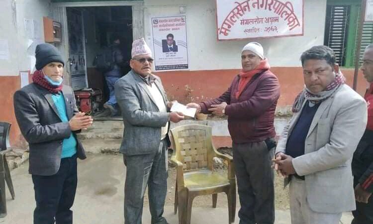 मंगलसैन नगरपालिका द्वारा कमलबजारकाे पिसिआर प्रयोगशाला लाइ ५ लाख आर्थिक सहयोग