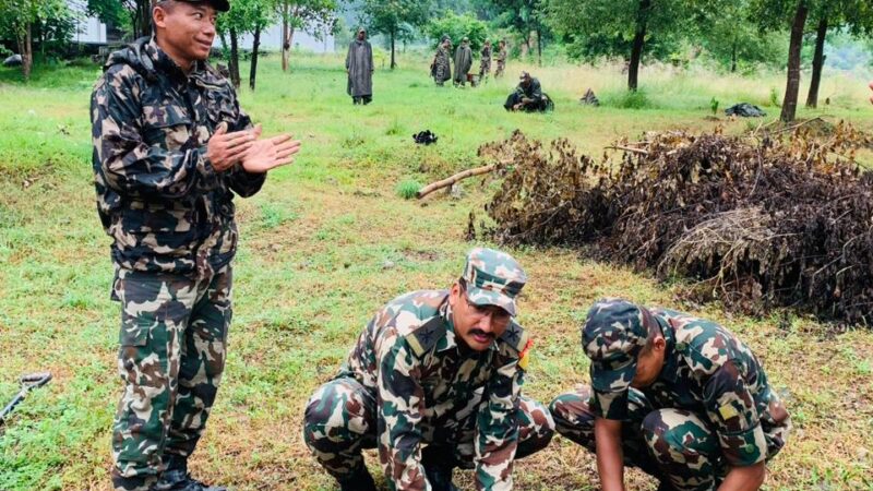 श्री गोरख बक्स गण अछामद्वारा बैधनाथ मन्दिर परिसरमा वृक्षारोपण